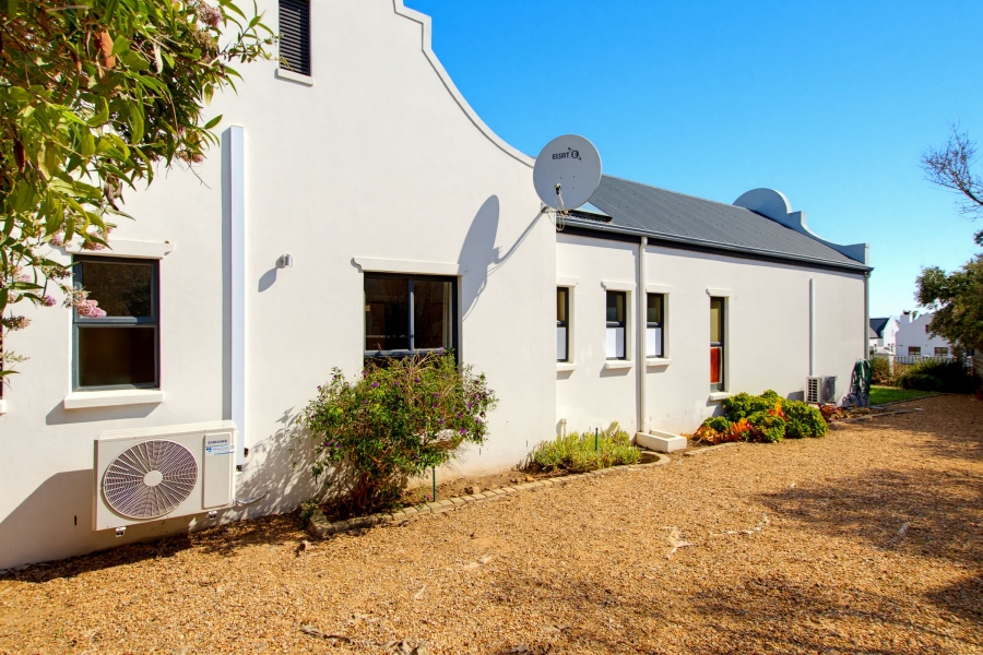 4 Bedroom Property for Sale in Croydon Vineyard Estate Western Cape